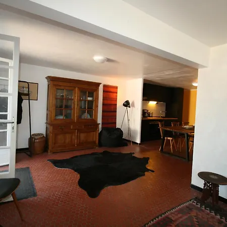 Rdc à 50m De La Avec Terrasse - - Fr-1-22-309 Appartement